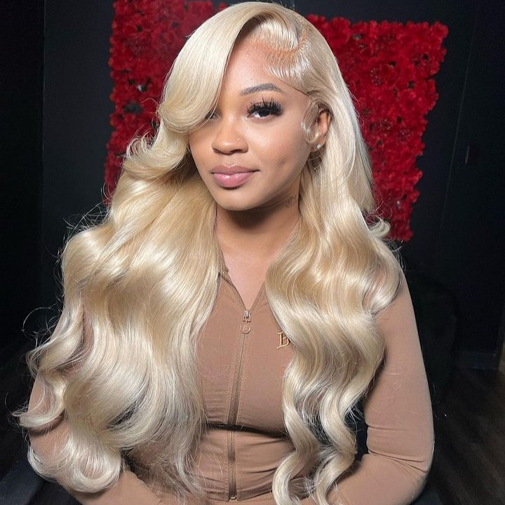 (Clearance Sale) ZSF 32Inch Body Wave Russian 613 Blonde Virgin Hair Preplucked With Baby Hair Natural Hairline